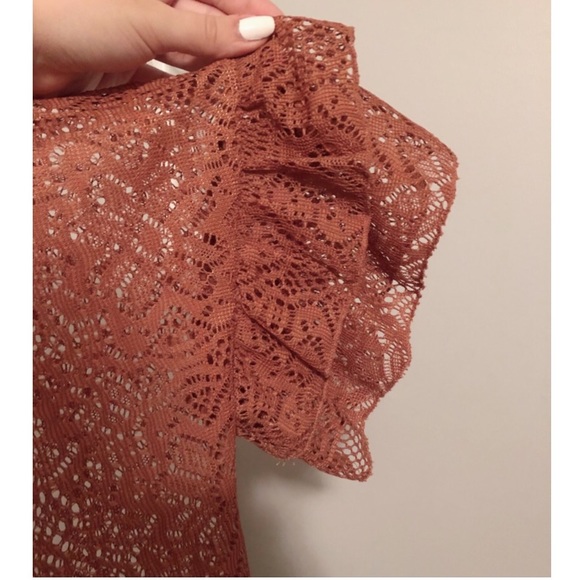 FOREVER 21 | Victorian Crochet Top - Picture 3 of 4